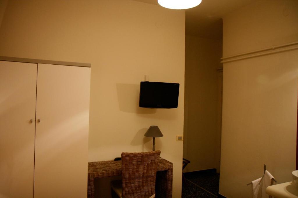 Hotel Gabbiano Alassio Zimmer foto